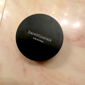 Bare minerals medium dark foundation